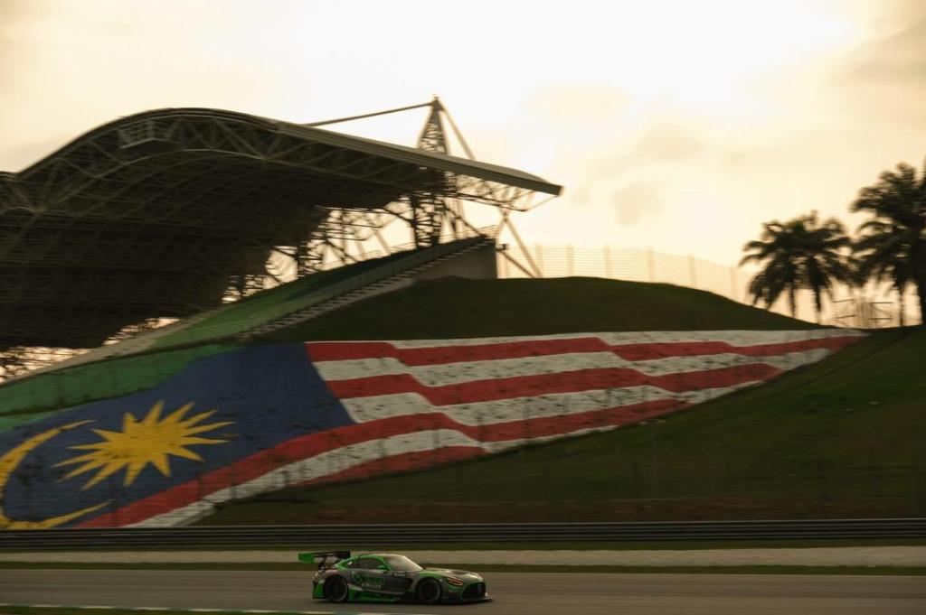SEASON ENDING 3RD PLACE FINISH FOR VIPER NIZA RACING TEAM AT THE INAUGURAL MICHELIN 12 HOURS OF MALAYSIA